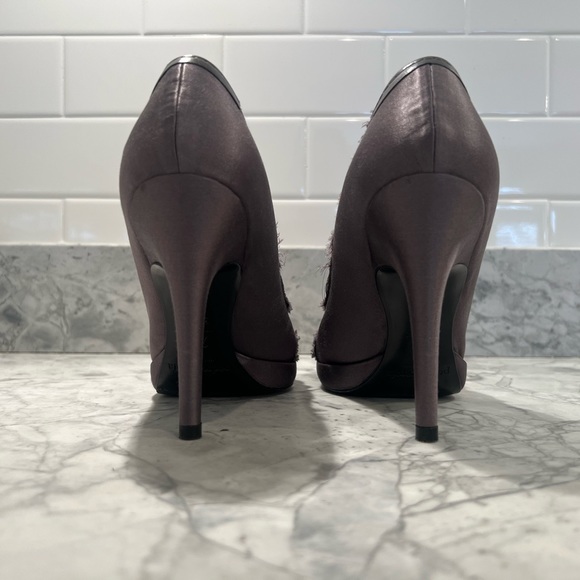 Pedro Gracia Satin Dannie Pumps in Charcoal Gray | Size 8.5/38.5 - Picture 6 of 10